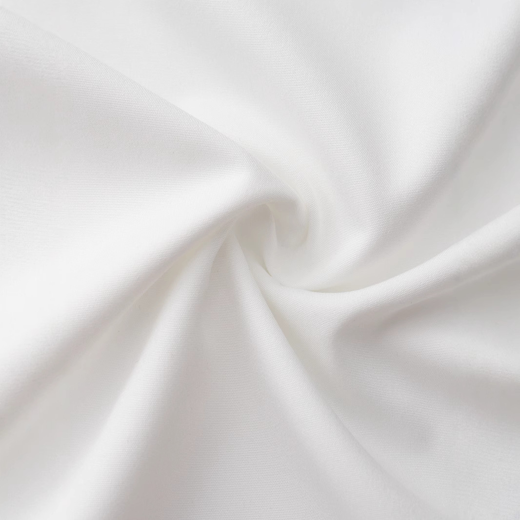 Premium Men's Traditional Thobe With Embroidery And Side Pockets_voghion.com