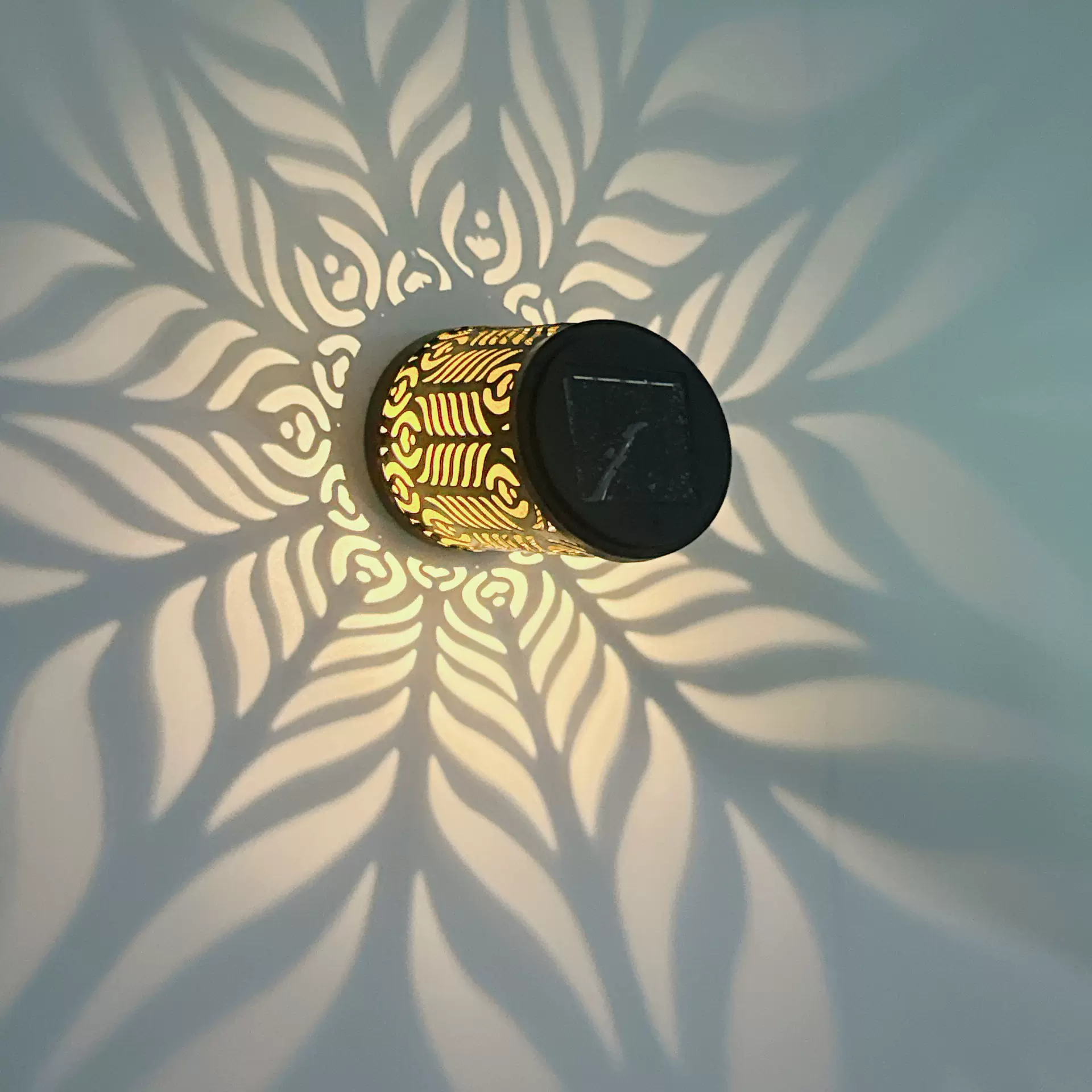 跨境热销太阳能户外灯庭院灯花园装饰灯铁艺壁挂防水简约影壁挂灯