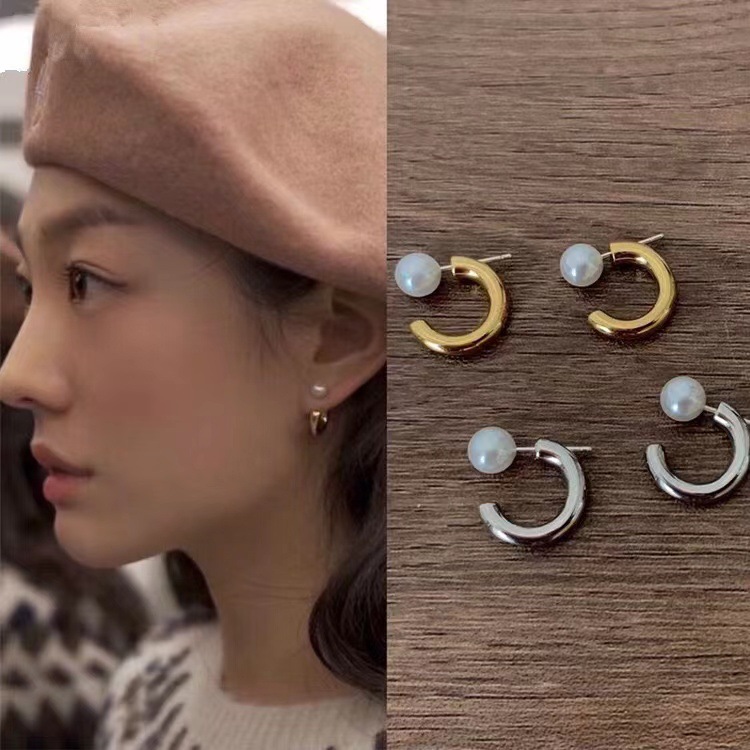 Fashion Geometric Copper Artificial Pearls Ear Studs 1 Pair