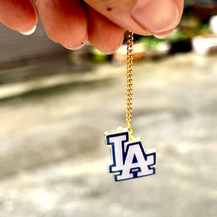 Cross Border in stock MLB Baseball Team Metal Brooch Cap Needle Baking Paint Badge Decoration Badge Commemorative Coin Decoration