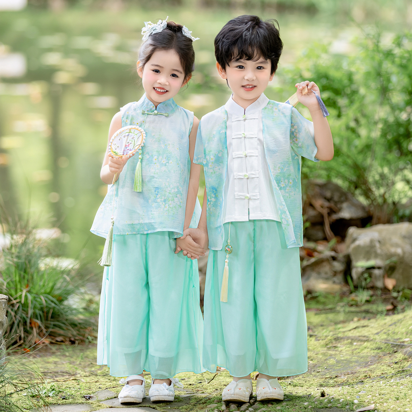 儿童新中式唐装夏季国风男女童汉服套装古风六一幼儿园合唱表演服