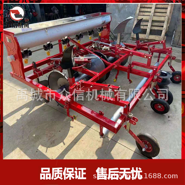 马铃薯播种覆膜机 新型土豆起垄盖膜机 汽油自走式药材地膜覆盖机