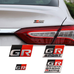トヨタGR車を適用してGRSPORTを貼って金属の標識のアルミニウムを改造して車体の装飾の後で標識を貼ります。