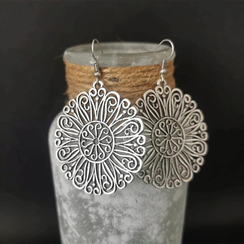 Bohemian Flower Alloy Plating Mesh Women's Drop Earrings display picture 3