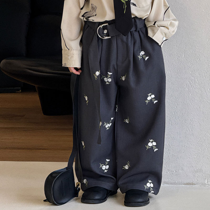 25163 Серые брюки с цветочным принтом