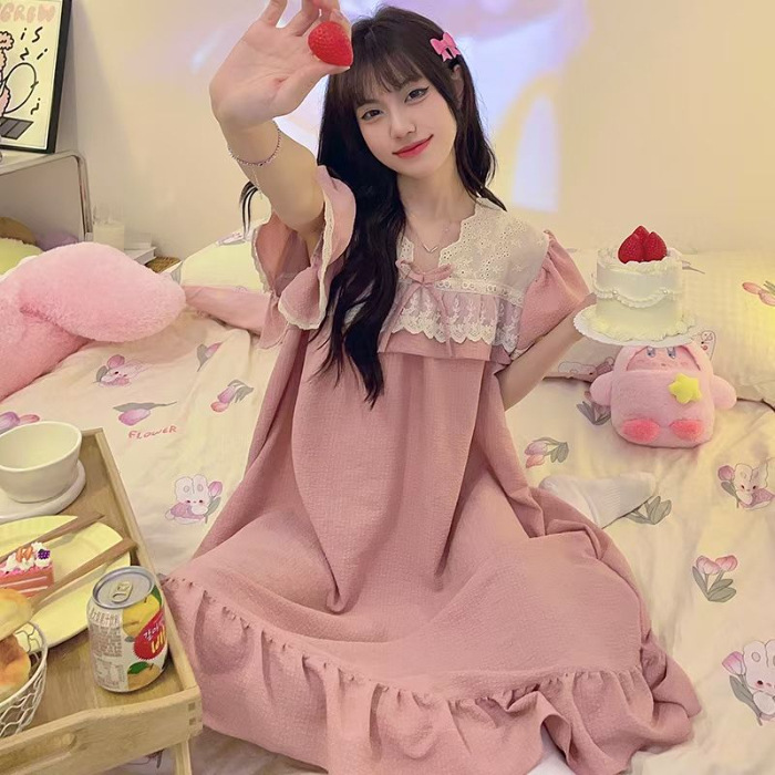 Pijamas de verano de la nueva princesa espuma simple encaje de color sólido dulce pijamas caseros al por mayor