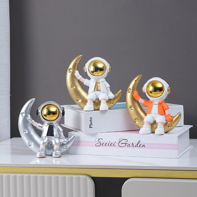 Moon Astronaut Ornaments Astronaut Hand-made Blind Box Desktop Astronaut Model Decoration Cartoon Resin Crafts