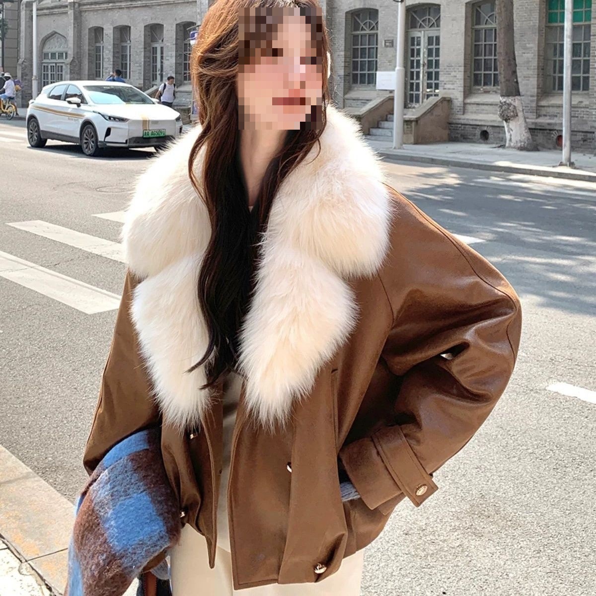 캐러멜색