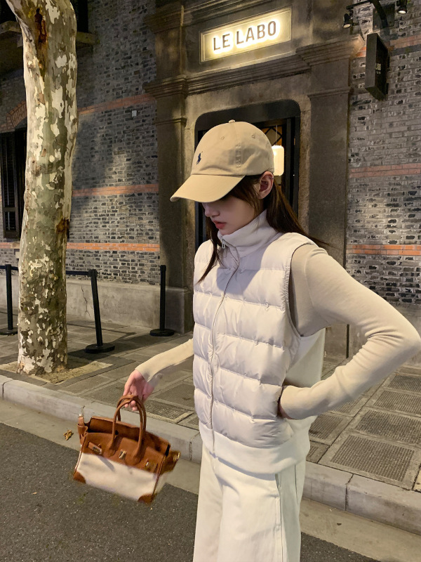 轻绒零压感立领羽绒马甲女 2025秋冬宽松轻薄白色背心外套G092412|undefined