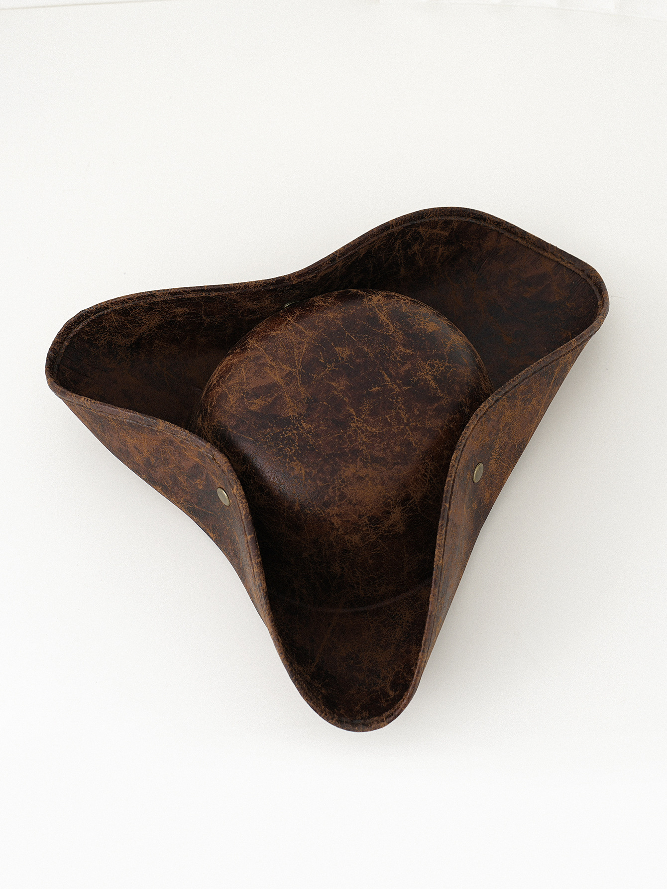 Cappello da festa unisex marrone fantasia pirata cowboy triangolare per ballo di fine anno stile western decorativo_voghion.com
