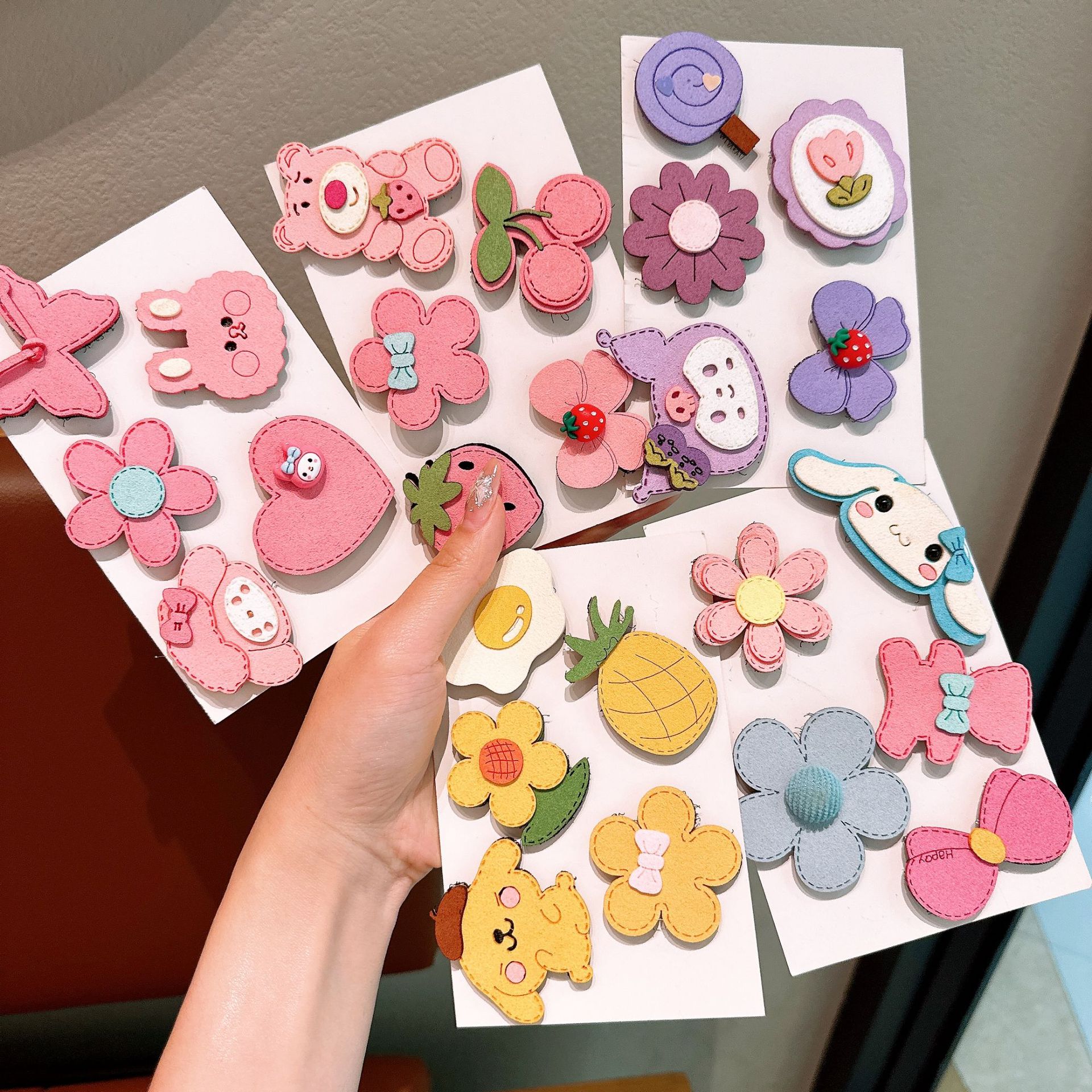 Niños nuevos velcro de dibujos animados para chicas pequeñas pegatinas de cabello para bebés de niñas pequeñas publicaciones de joyas de cabello para niñas Sanliogou