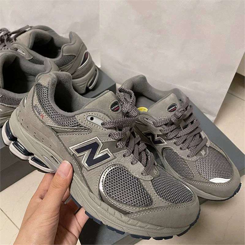 Серия nb2002R Putian Chunyuan, серый универсальный мужской и женский высоковариант беговые спортивные кроссовки для пары