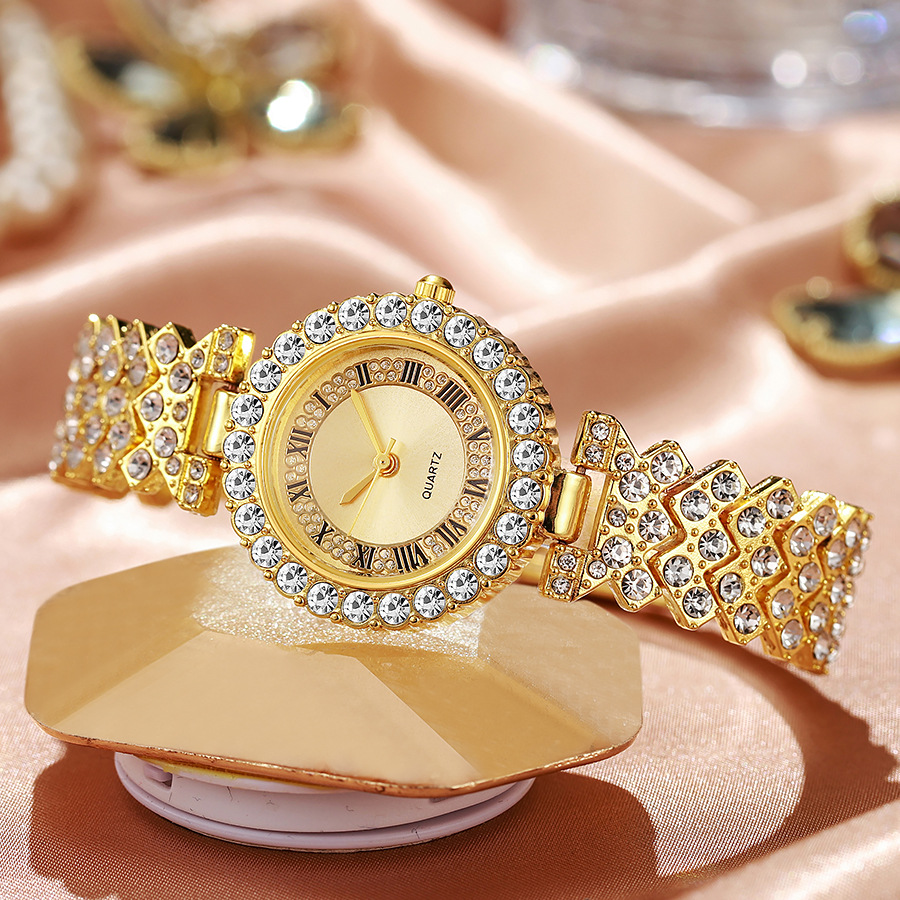 Comercio exterior estilo caliente moda patrón romano con incrustaciones de diamantes reloj de mujer reloj de cuarzo pulsera reloj de mujer stock de fabricante