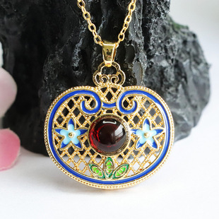 Xinyu Natural Amber Blood Pendant Enamel Color Ruyi Necklace Women Factory Wholesale HP4051605L