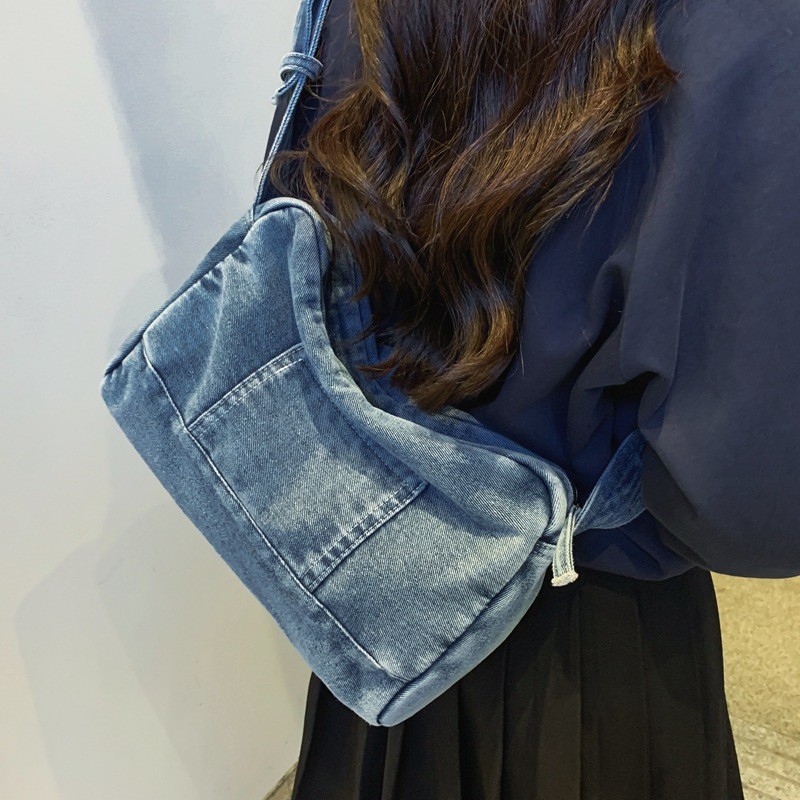 Bolsa de mensajero de mezclilla para mujer 2024 primavera nueva versátil estudiante universitario clase bolso de hombro urbano bolso de mano