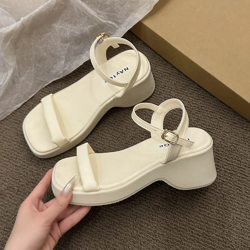 Модные ретро-босоножки для женщин с толстой подошвой и открытым носком, новые летние удобные сандалии для улицы с эффектом увеличения роста, 2025 год.