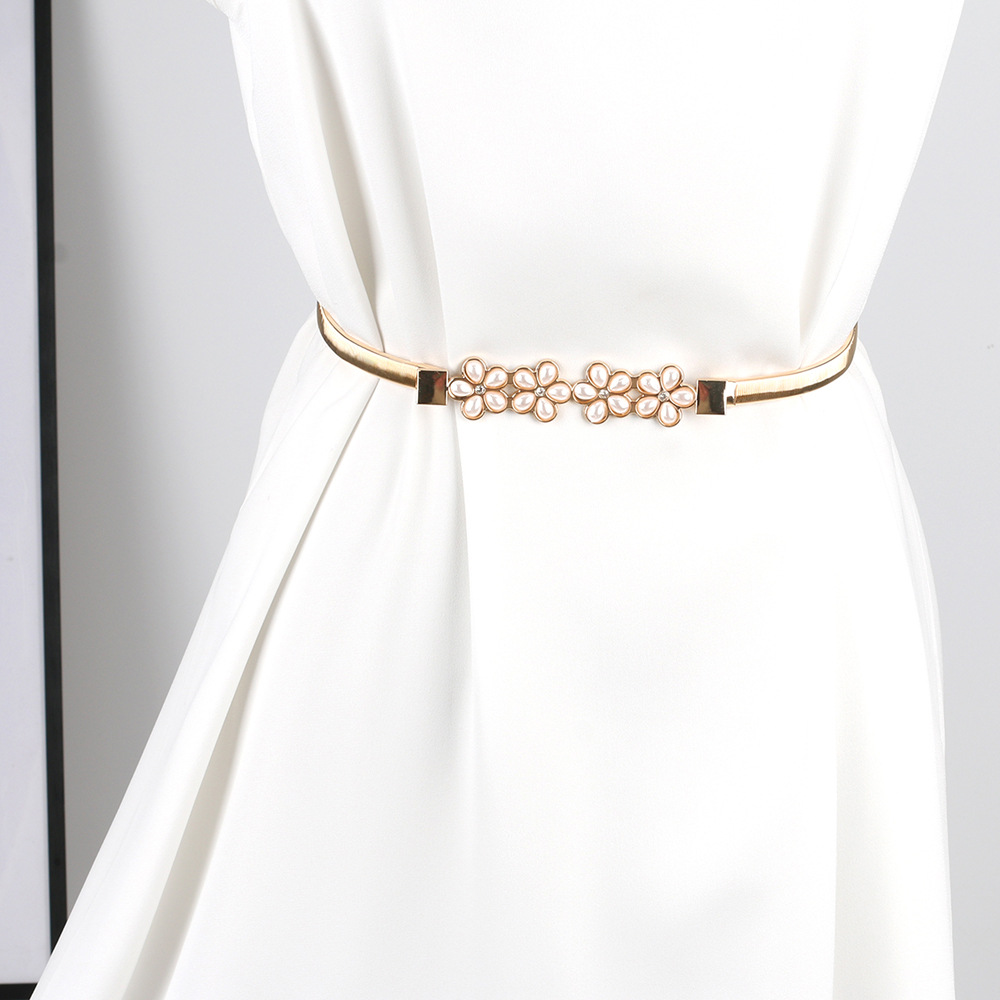 Modischer Metallgürtel, elastische und elastische Schleife für Damen, vielseitige dekorative Taillenkette, europäischer und amerikanischer Schmuck, Körperkette, Valentinstagsgeschenk_voghion.com