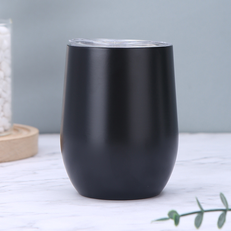 Inventario 304 taza de huevo de acero inoxidable de color sólido en forma de U mini taza de huevo doméstica de alto valor de visualización taza de aislamiento térmico puede logotipo