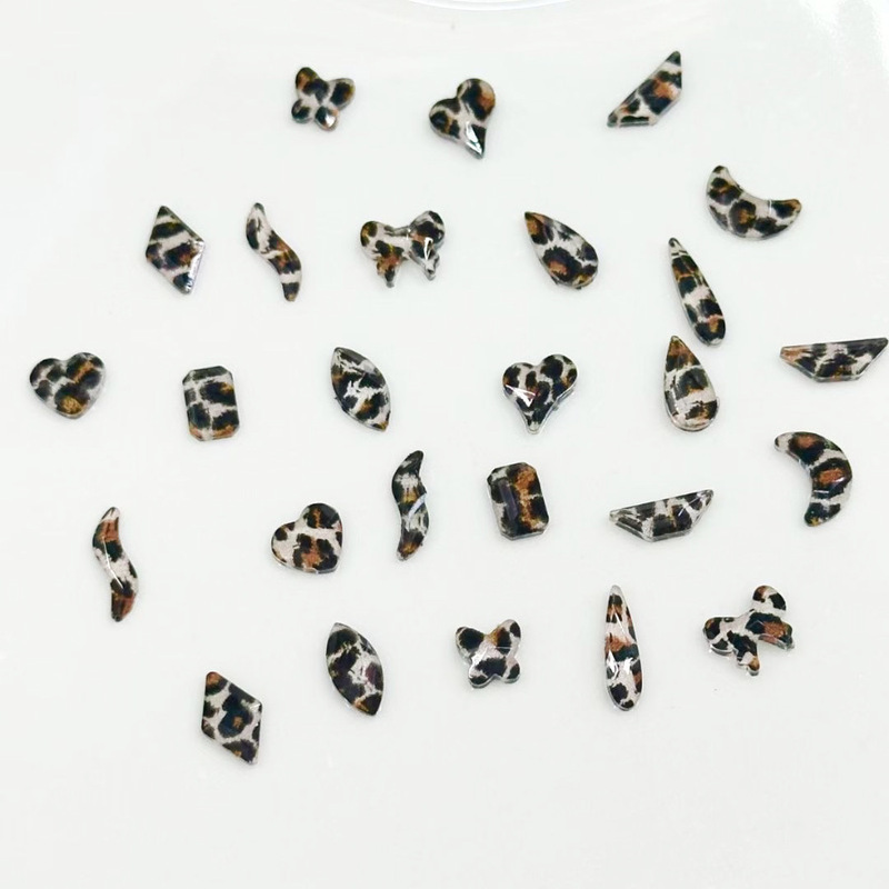 New Leopard Shaped Flat Bottom Nail Drill DIY Wear Armor acrylic Drill Drops Square Heart Nail Jewelry New Leopard Shaped Flat Bottom Nail Drill DIY Wear Armor acrylic Drill Drops Square Heart Nail Jewelry