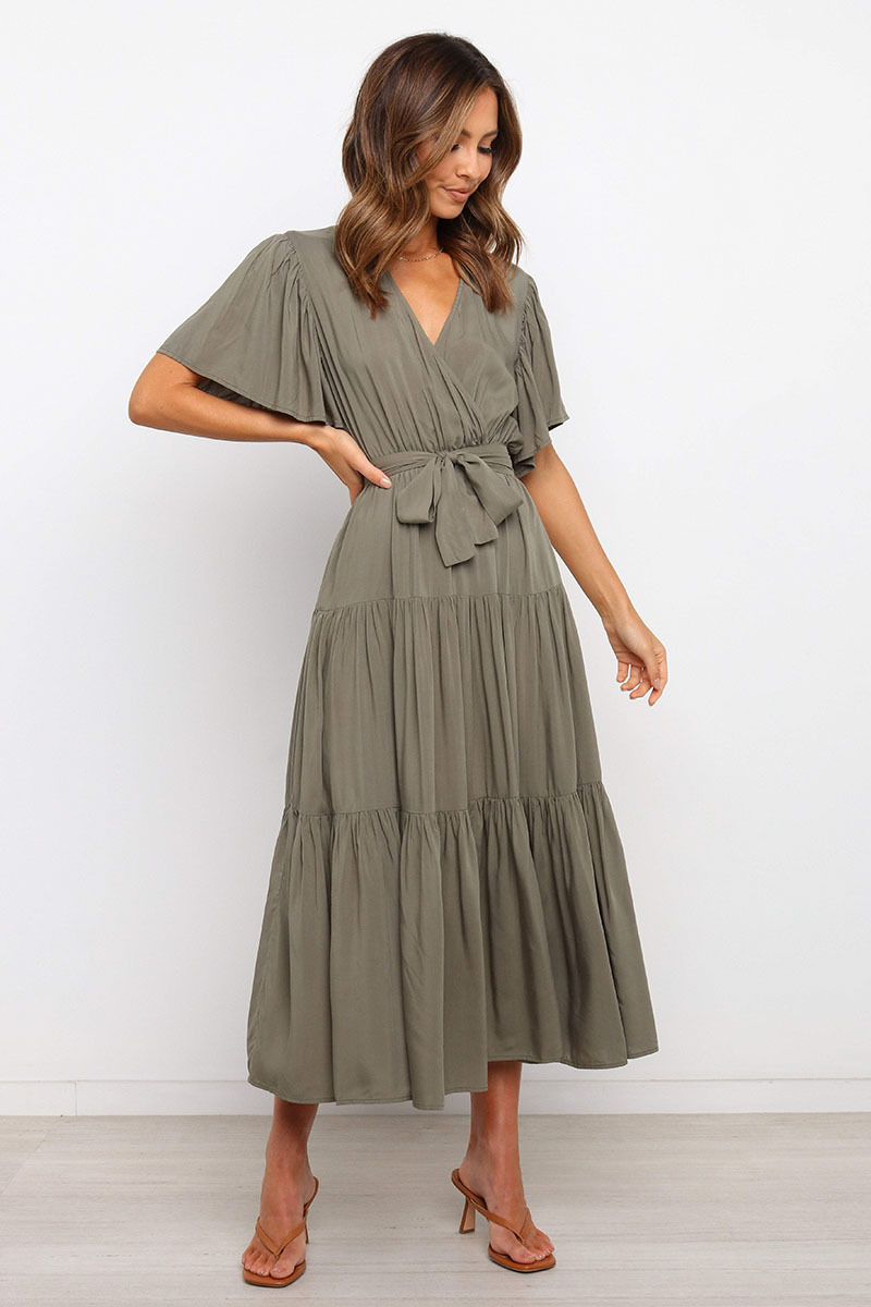 269g Weight Midi Dress Dress Length Type Short Sleeve Sleeve Length Princess Dress Dresses Type Regular Sleeve Sleeve Type Cotton, Polyester Fabric Type Mid Waist Waist Line Holiday, Daily, Selfie Occasion V Neck Neckline Regular Fit Fit Type Solid Color Pattern Summer Season Women's Gender Casual, Elegant, Streetwear Style Wholesale Women's Casual Elegant Streetwear Solid Color Holiday Daily Selfie V Neck Short Sleeve Princess Dress 46