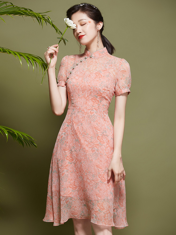 Short cheongsam
