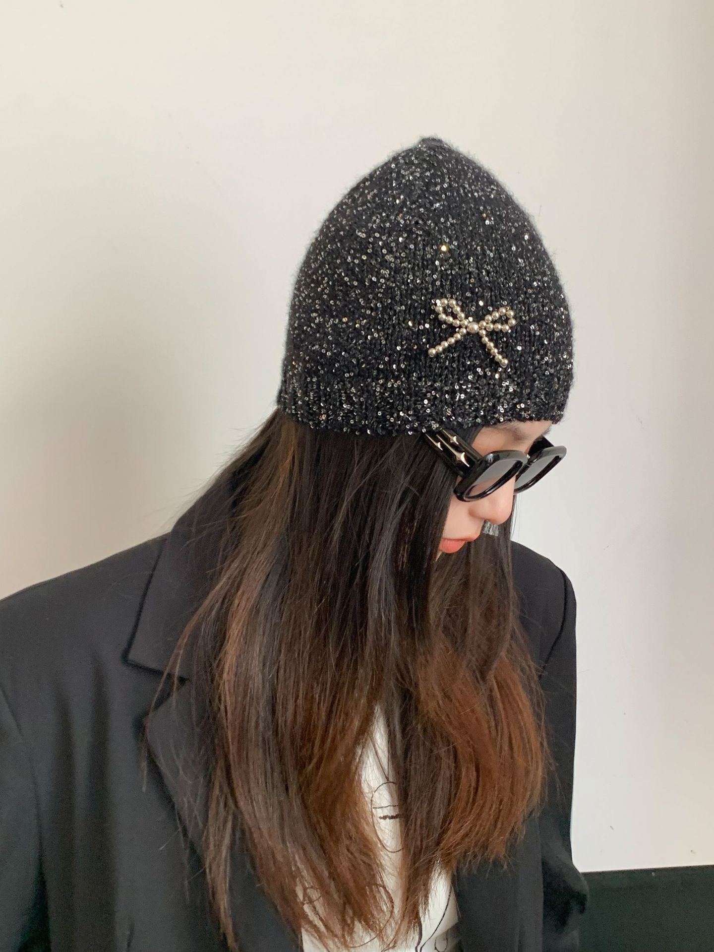 Handmade large bow sequined black