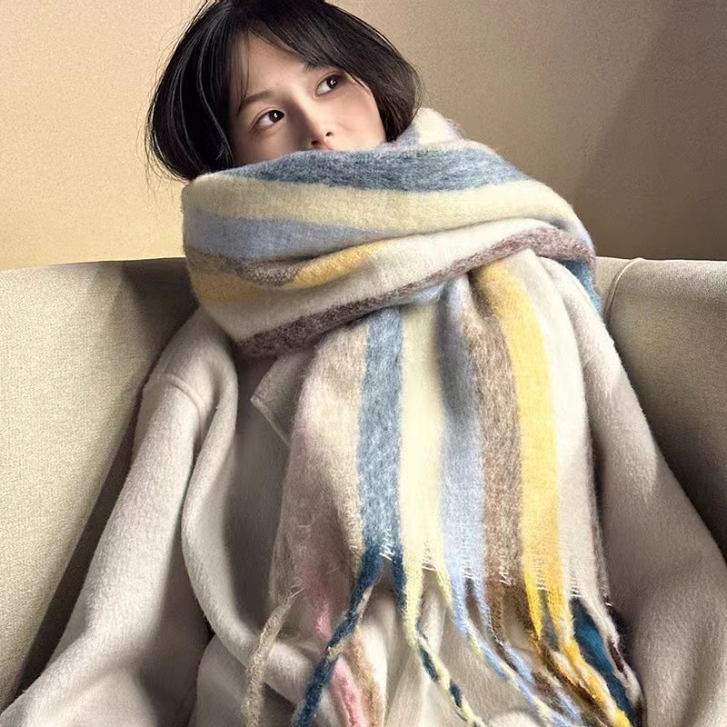 De alto grado de gradiente de color a juego mohair bufanda de las mujeres de invierno engrosada caliente Corea del Sur ins nuevo chal de Cachemira