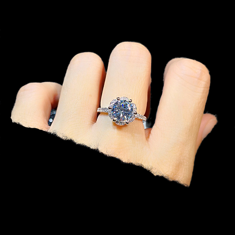 TikTok Live Supply Fashion 1 karat Imitation Moissanite Ring Women's European and American Best Selling Opening Zircon Engagement Jewelry
