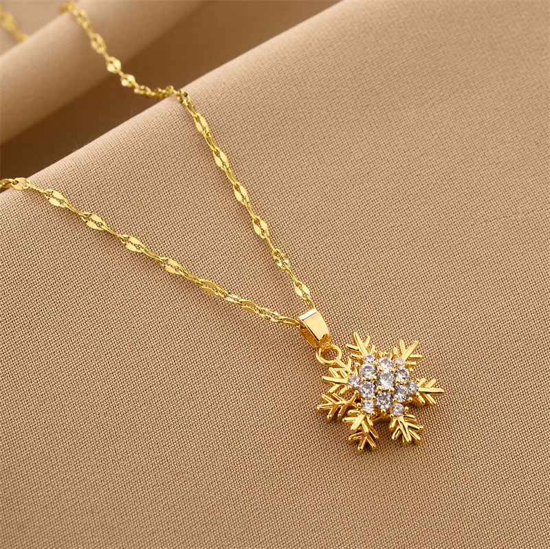Collar de acero de titanio para mujeres simple y versátil estilo ligero de lujo nicho diseño de alta calidad no decoloración joyería de cadena de clavícula al por mayor