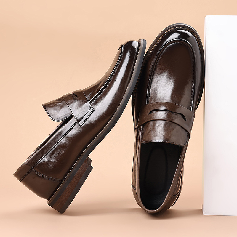 New First-Layer Cowhide Business Casual Leather Shoes, Genuine Leather Retro Loafers, Solid Solid Wood Bottom Slip-On Men's Shoes