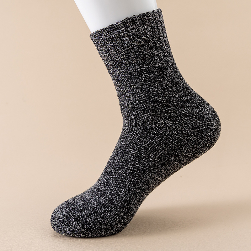 Calcetines de anillo para hombres de otoño y invierno más terciopelo grueso calcetines de piso de color sólido paralelo calcetines de toalla al por mayor transfronterizos