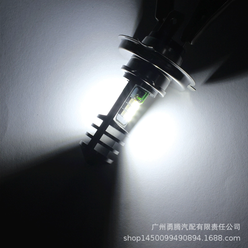 Новое мотоциклетное электрическое транспортное средство H4 H6 PX15D 3030 24LED одно-кисть двойные когти тройная коготь передний свет высокой мощности