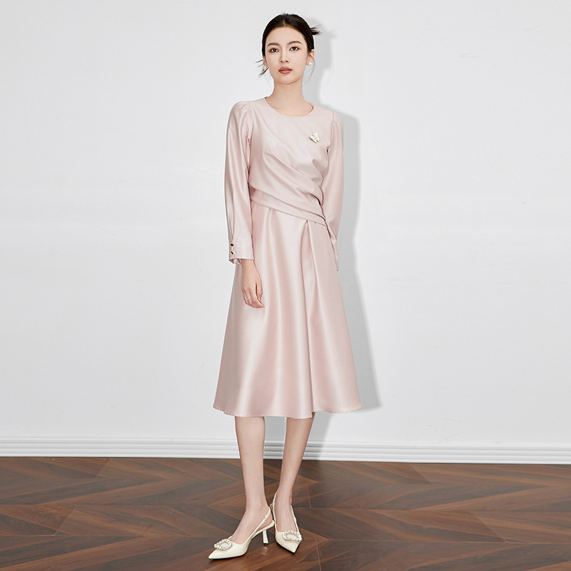 2430709-French Elegant Pinch dress Design High Glossy Little Dress Banquet Formal Occasion