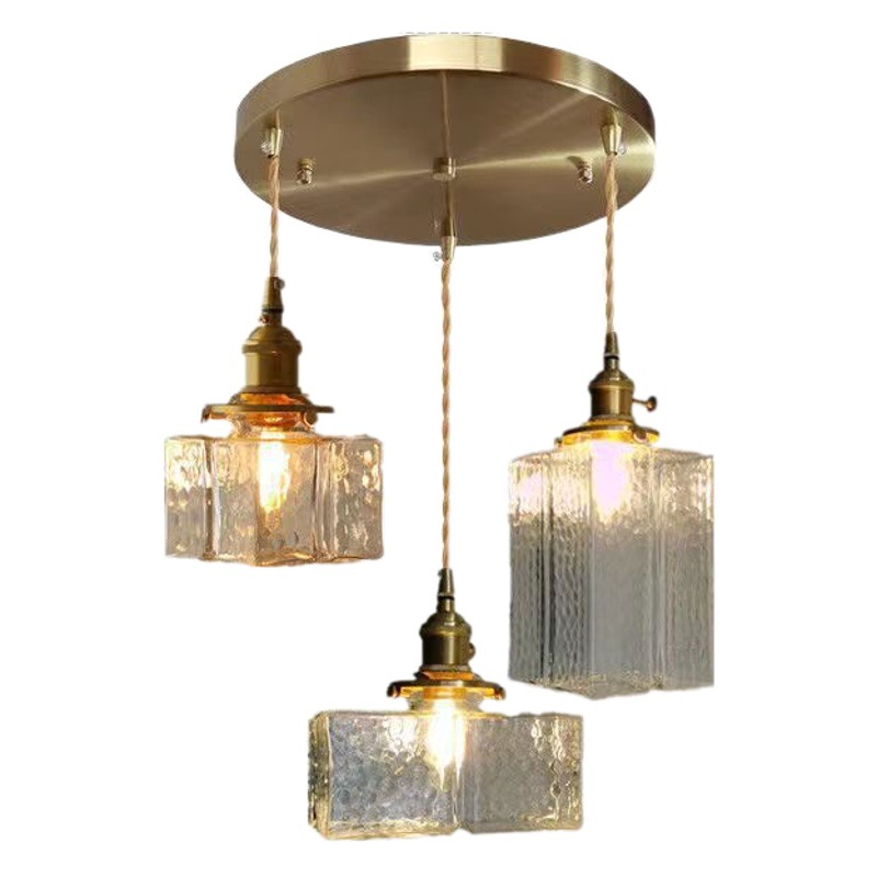 Estilo japonés retro de cristal pequeña lámpara Nordic simple cama y desayuno luz de noche de lujo creativo restaurante balcón entrada lámpara de latón