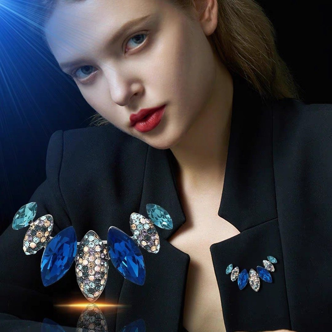 Exquisite Women's Feather Brooch, Light Luxury Niche Suit Pin_voghion.com