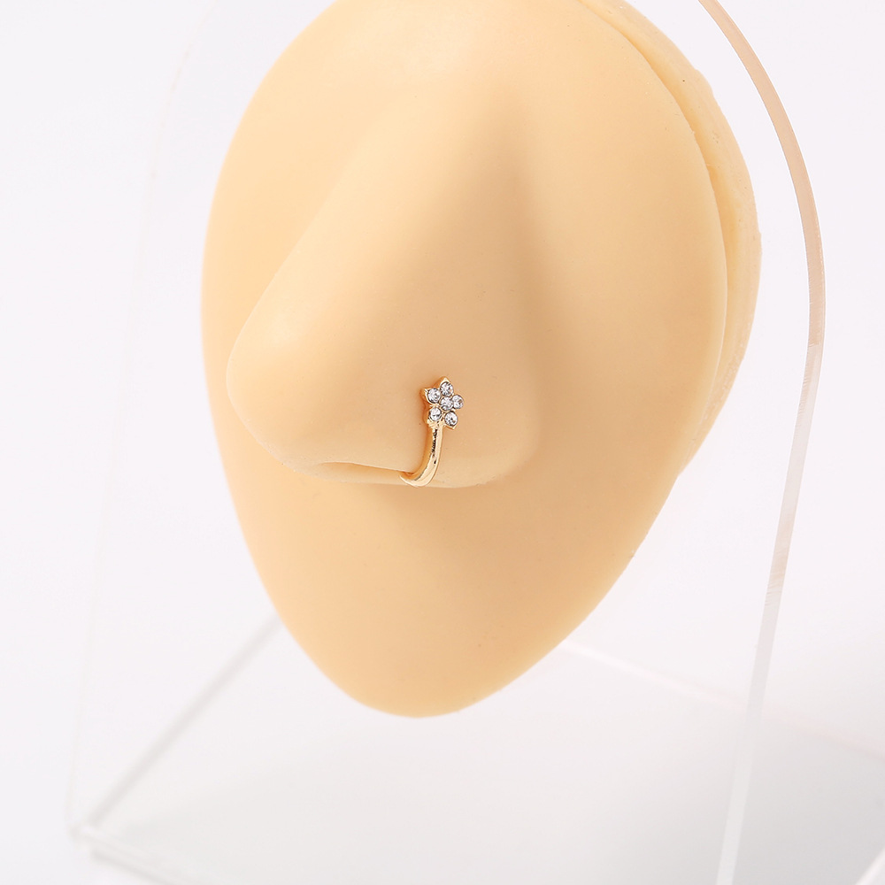 Fashion Alloy Diamond U-shaped Golden Plum Snowflake Star Fake Nose Clip display picture 4