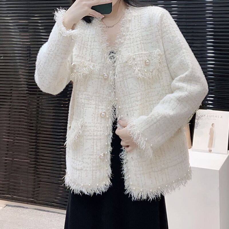 Winter V-neck Chanel Style Coat Women's Salt Plaid High-end Style Handmade Beaded Cardigan Ladies Style Elegant Top