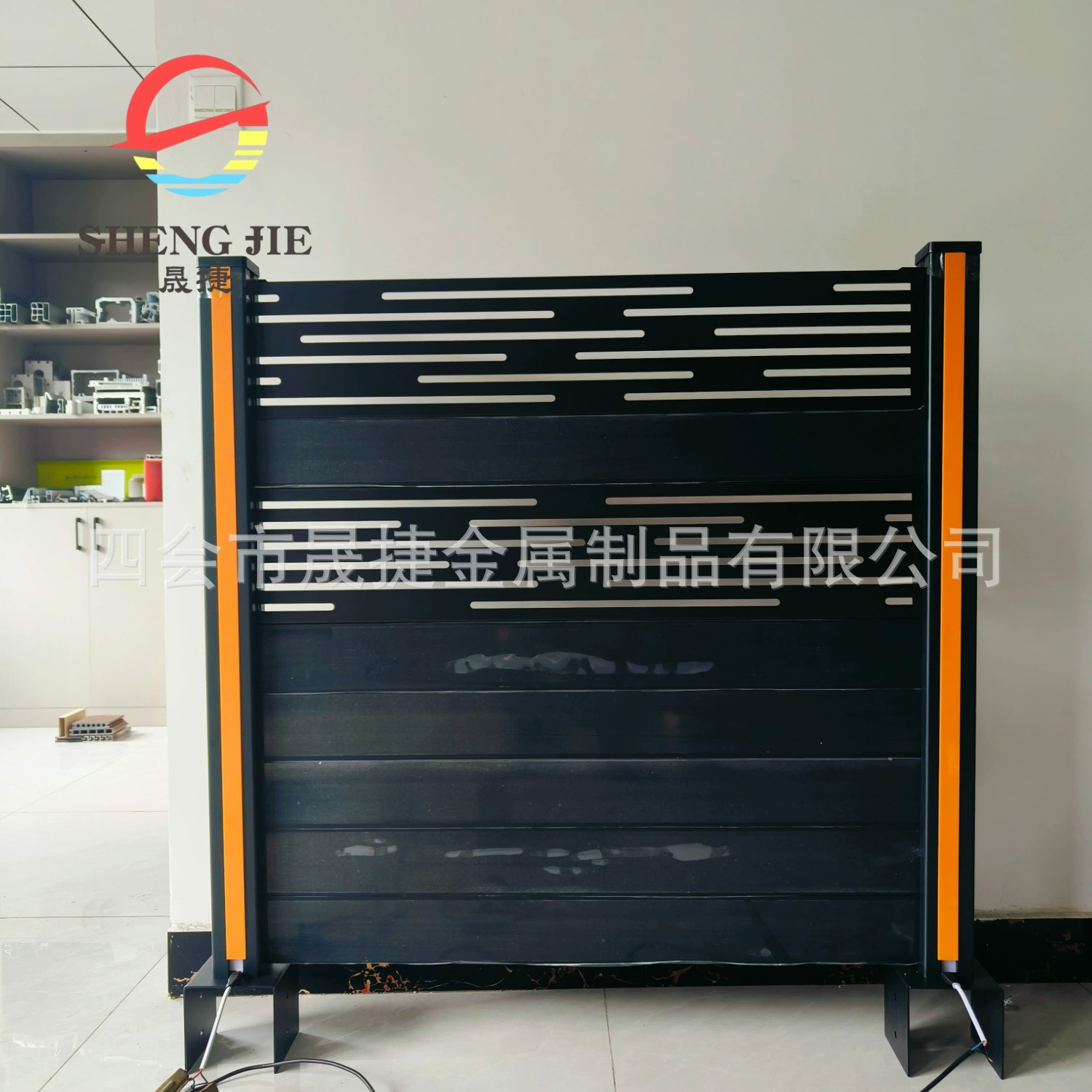 Новый внутренний дворик приватный современный алюминиевый светодиодный забор для освещения