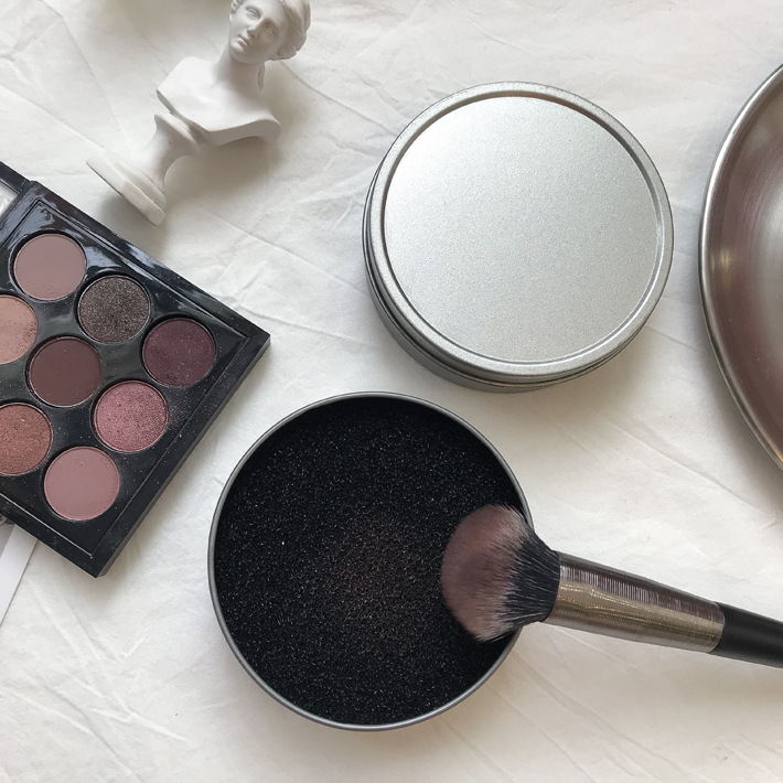 Venta al por mayor caja de limpieza de cepillo de maquillaje esponja puff agente de limpieza lavadora limpieza en seco sombra de ojos cepillo de lavado desechable belleza huevo herramienta