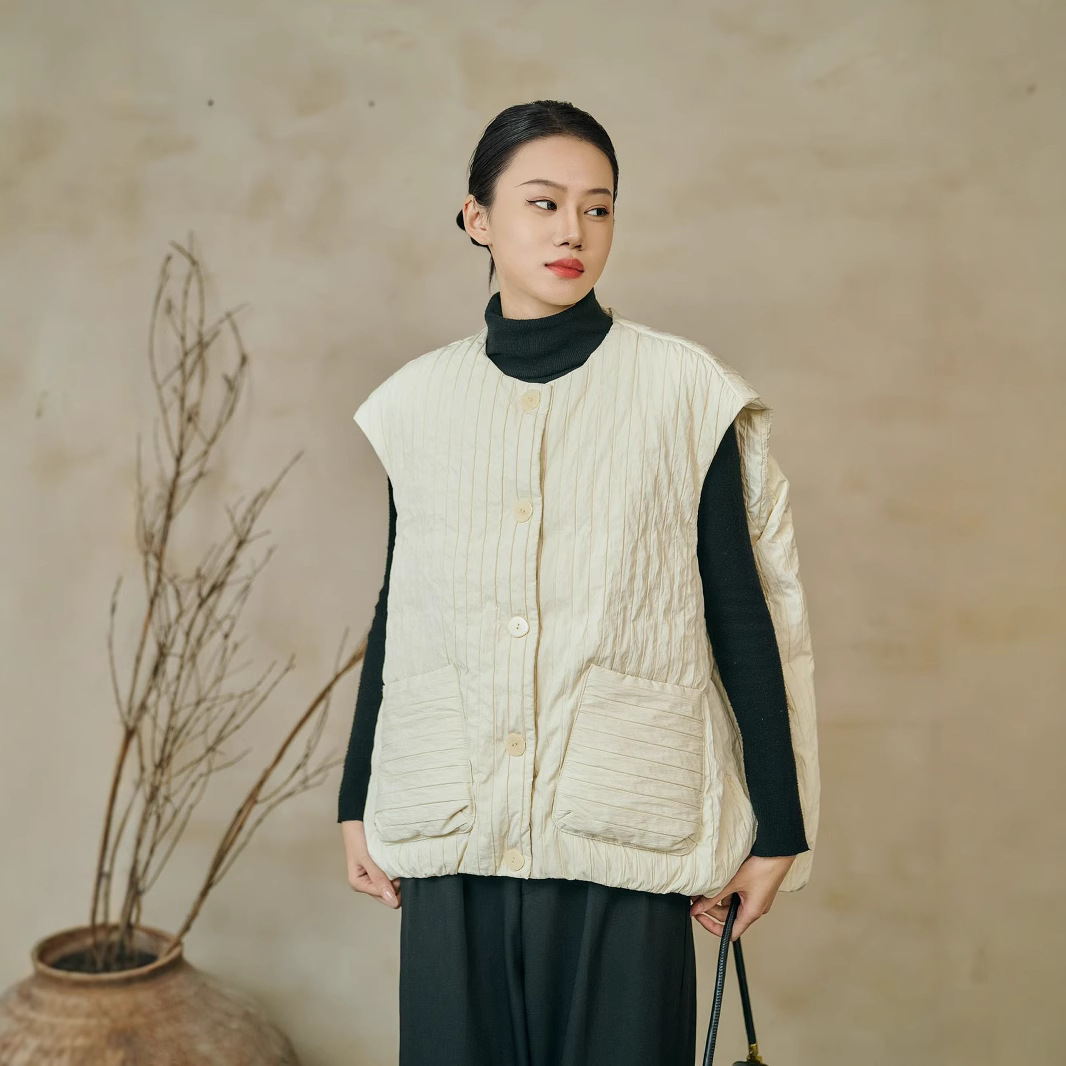 도매 새로운 큰 포켓 패션 다운 재킷 조끼 여성 라운드 넥 싱글 브레스트 90 화이트 오리 다운 두꺼운 조끼 코트