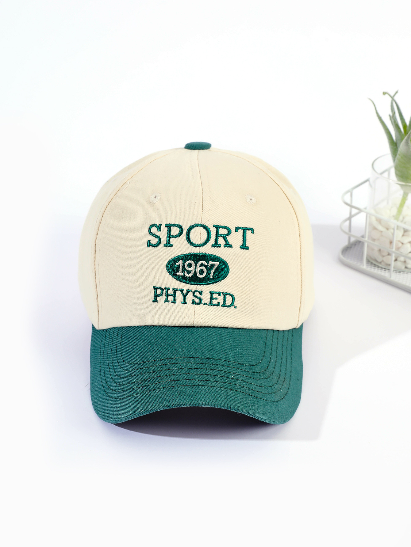 Nuevo casquillo enarbolado carta simple deportes sol sombrero sol protección sol sombra cara adelgazamiento pequeña gorra de béisbol