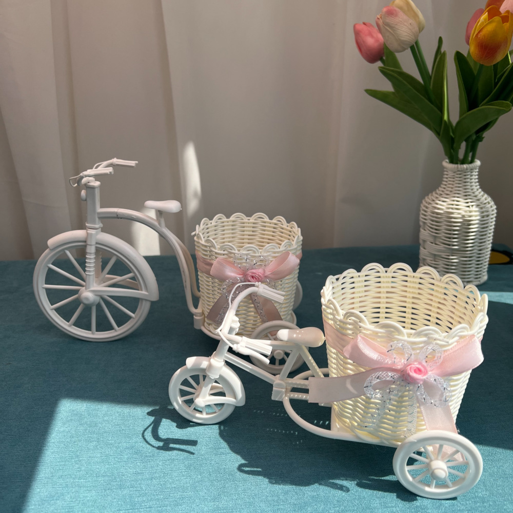 Cesta Decorativa con Forma de Triciclo con Borde Ondulado para Oficina y Dormitorio