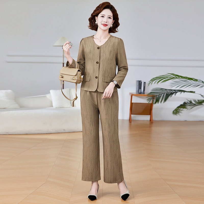 时尚女装大码宽松妈妈装套装女中老年女休闲两件套服装秋装衣服50|undefined