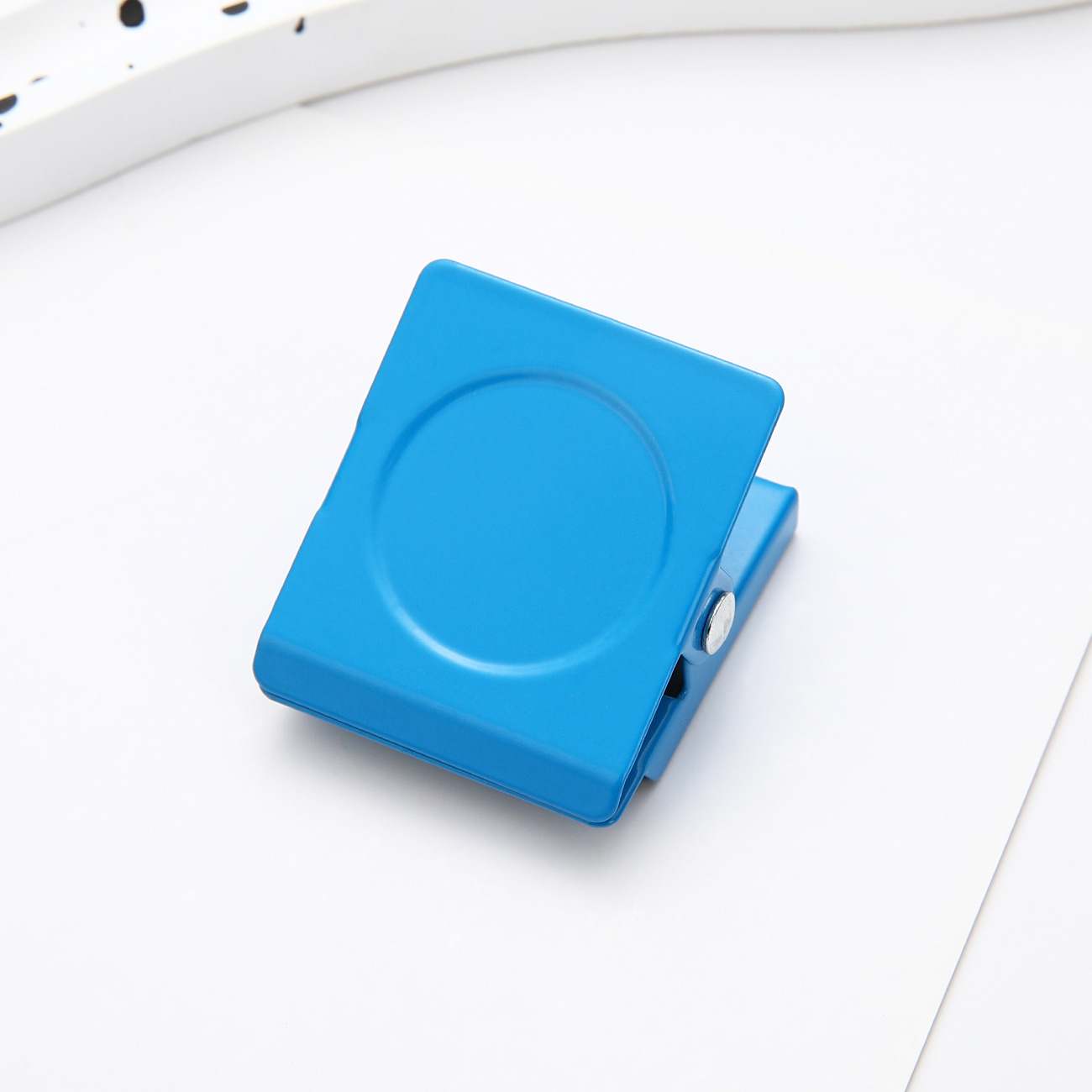 Clip de imán de metal de color creativo caramelo color carpeta de notas multifuncional carpeta de mensajes de refrigerador al por mayor