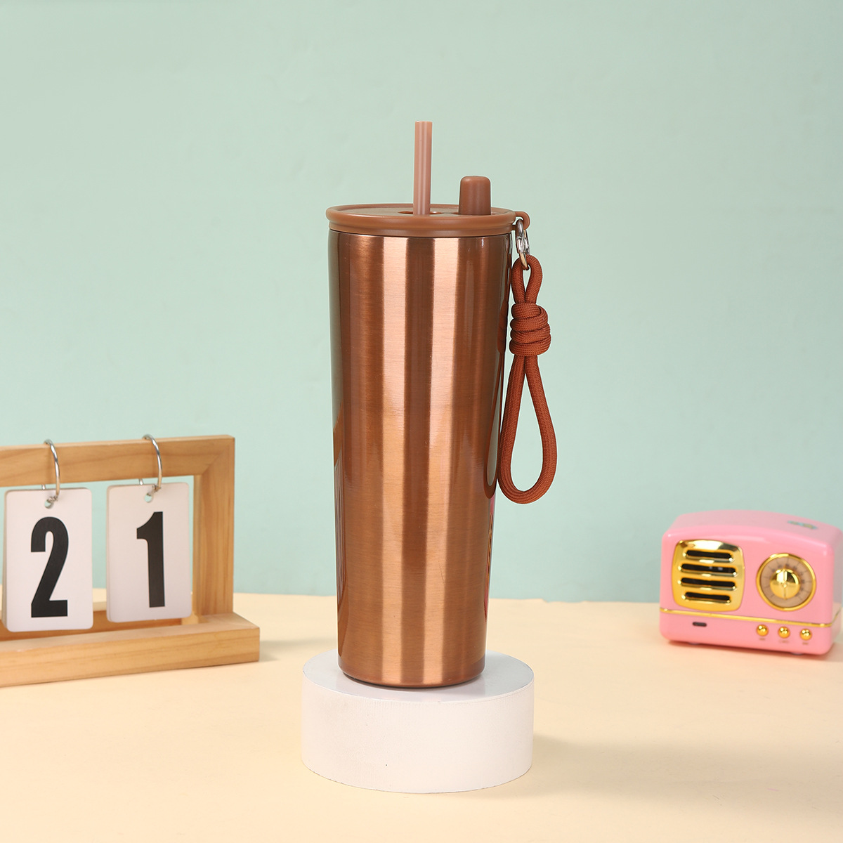 Taza de aislamiento de alto valor Taza de hielo de acero inoxidable 304 nuevo estilo Taza de agua portátil con pajita de 710ml image 14