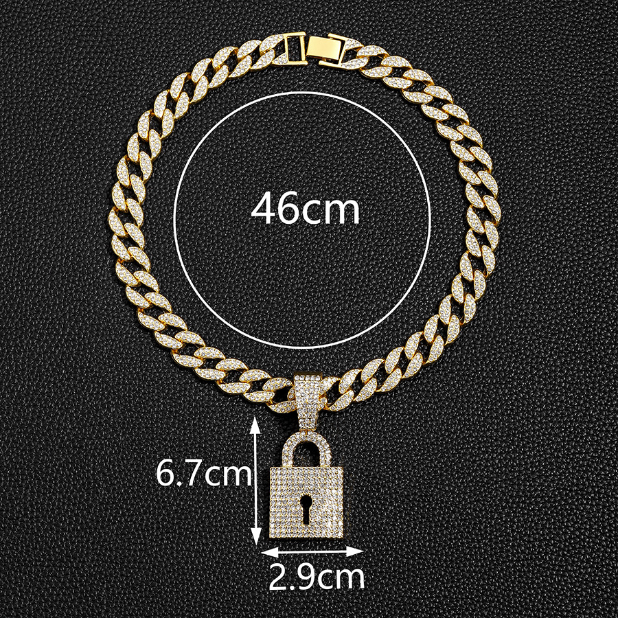 Asmeninis pilnas deimantinis rakto užrakto kūrybinių papuošalų vyriškas pankroko kubietiškas pakabukas-vėrinys_voghion.com