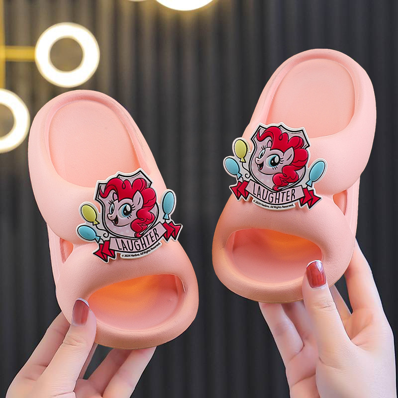 Pony Baoli verano nuevo estilo EVA para padres e hijos arrastre casa al aire libre lindo baño de dibujos animados baño sandalias y zapatillas antideslizantes