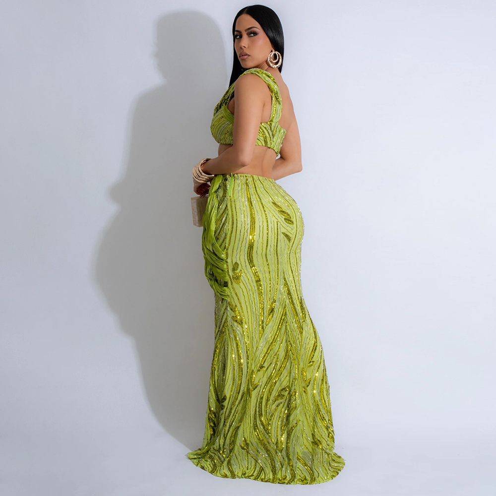 Women Sleeveless One Shoulder Short Length Top with Sexy Sheath Skirt Sets