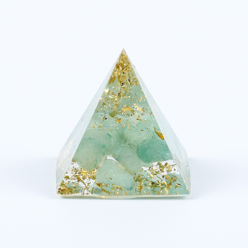 1个水晶碎石摆件金字塔三角形环氧树脂滴胶桌面小摆件节日礼物3cm - 17