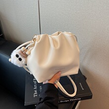 �¿�Ůʿ�ް�녶����ɫ���sб��μ�Ůʿ����ͨ�ڹ�ָ߼�Ů��